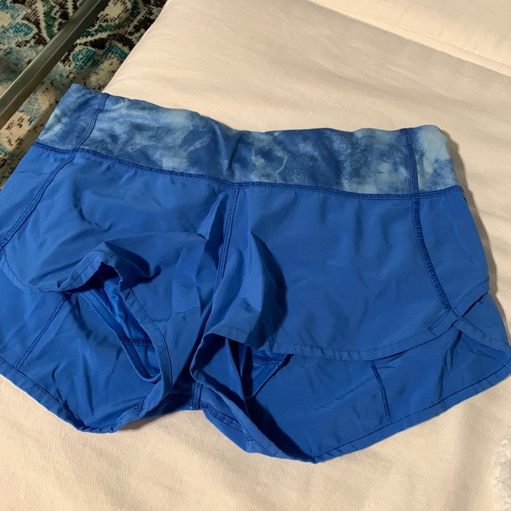 Size 6 lulu shorts